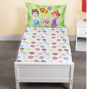 CoComelon "Learning is Fun" 2-Piece Crib Bed Fitted Sheet and Pillow Case Set